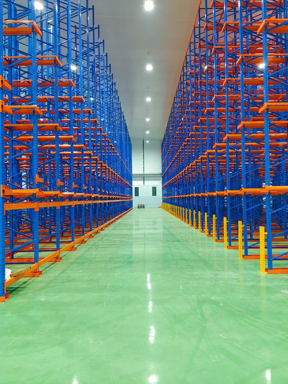 Pabrik rak drive-in Perkasa Racking TAP — Pentingnya Kendali Mutu dalam Produksi Rak Drive-In